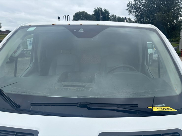 2018-ford-transit-image-30