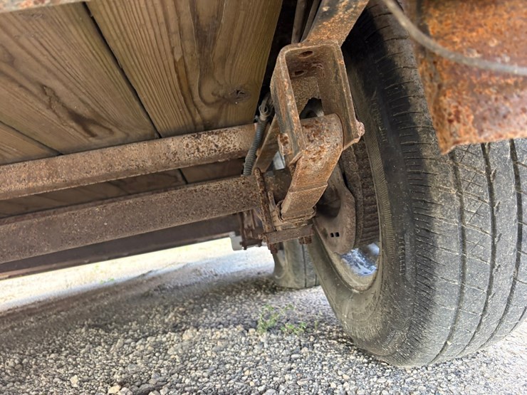 #2403-•-2015-load-trail-16'-trailer-image-18