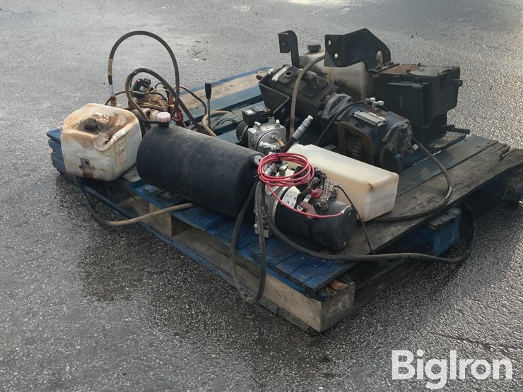 massey-ferguson-730-image-3