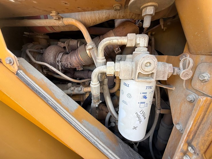 2017-caterpillar-988k-image-124