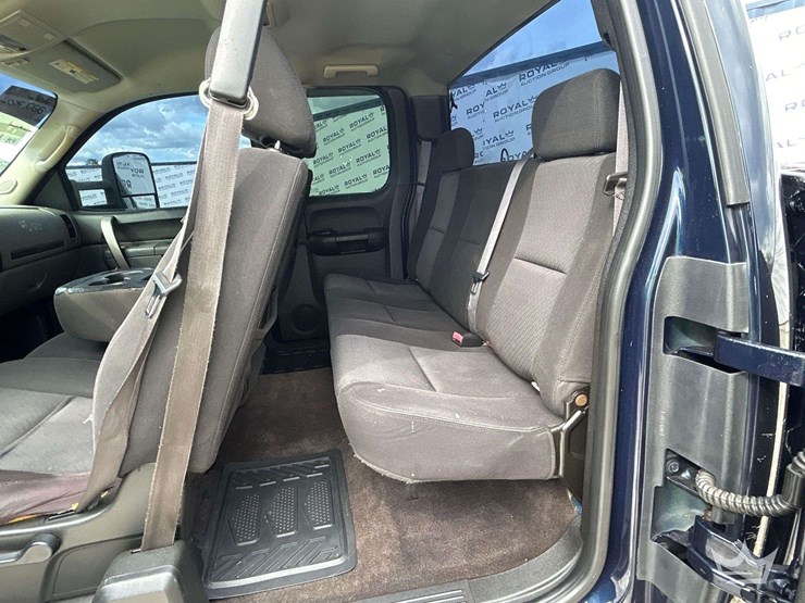 2011-chevrolet-silverado-1500-image-20