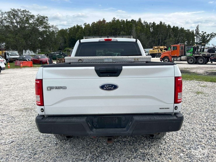 2016-ford-f150-image-27