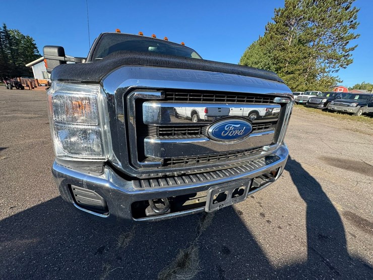 2012-ford-f350-image-32