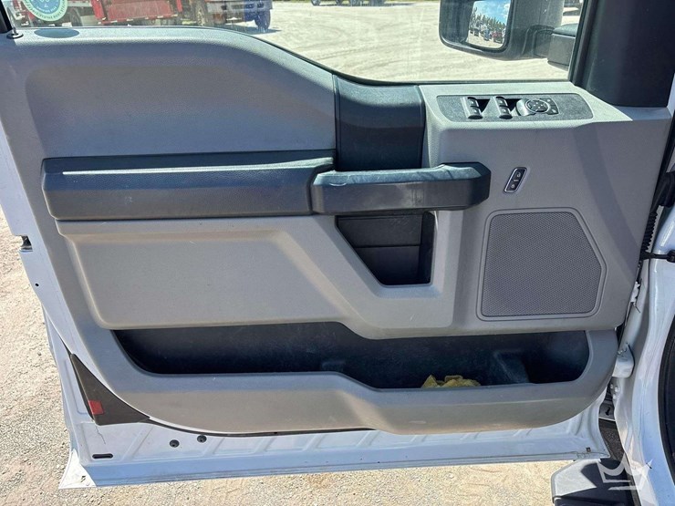 2017-ford-f250-image-10