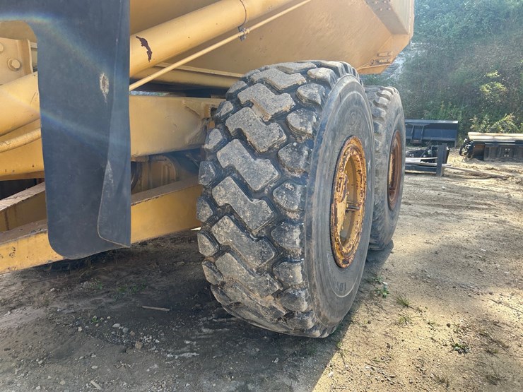 caterpillar-725-image-20