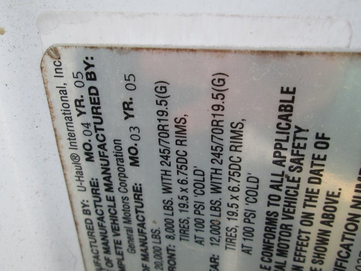 2005-gmc-topkick-c5500-image-31