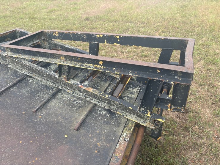 #2340-•-24'-tandem-axle-flatbed-trailer-image-26