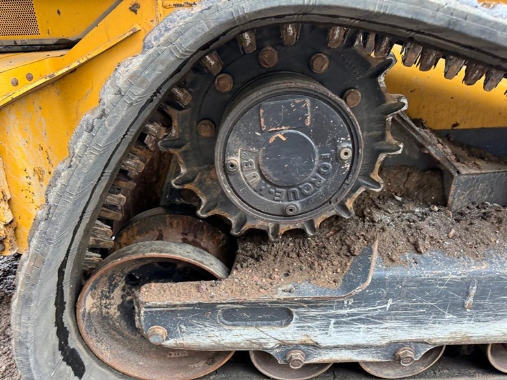 2019-deere-333g-image-20