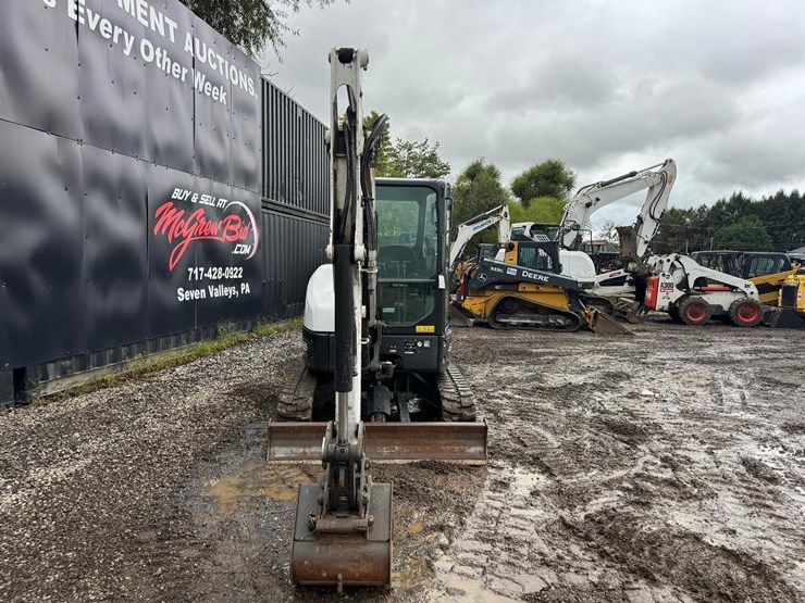2023-bobcat-e35i-image-9