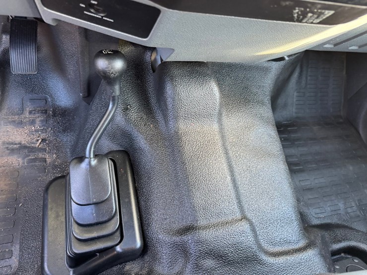 2015-ford-f350-image-37