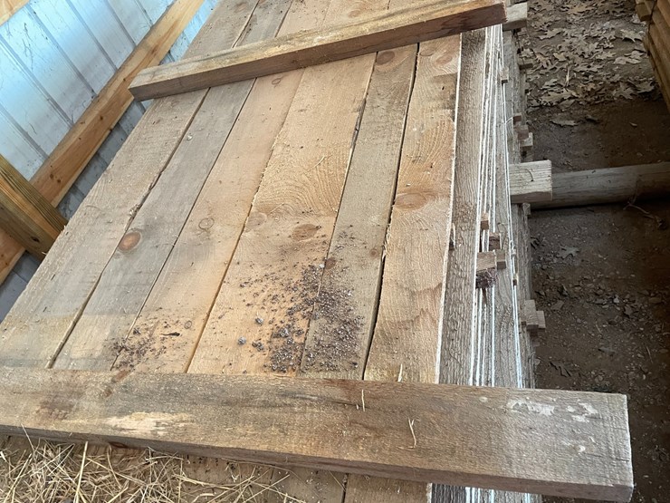 #1666-•-bundle-of-pine-boards-image-3