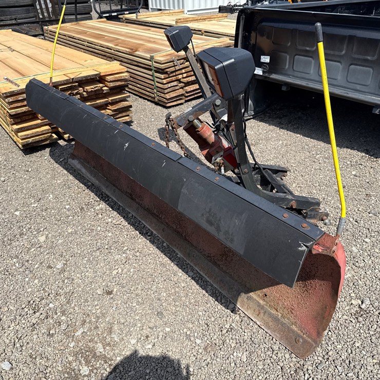 #6094 • 90" TRUCK MOUNTED SNOW PLOW