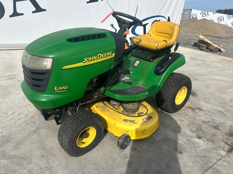 john-deere-la-image-1