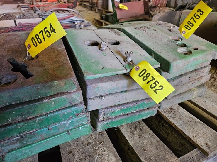 #8752-•-john-deere-front-slab-weights-image-2