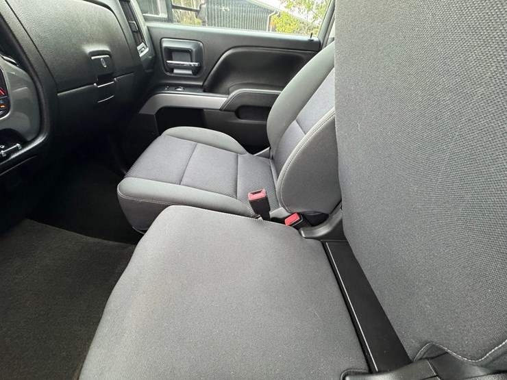 2015-chevrolet-silverado-1500-z71-image-30