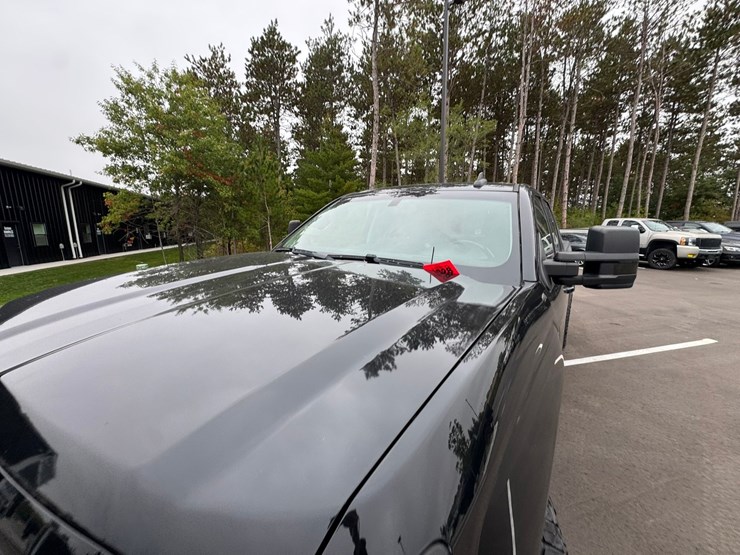 2015-chevrolet-silverado-1500-z71-image-9