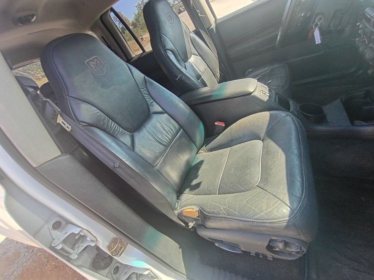 2002-dodge-durango-image-36