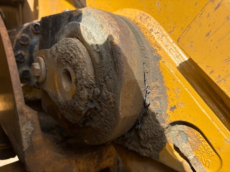 2017-caterpillar-988k-image-15