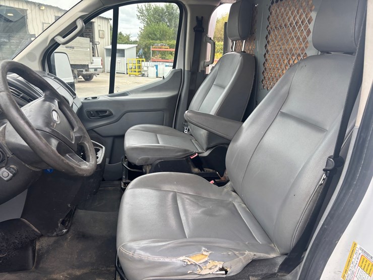 2018-ford-transit-image-50