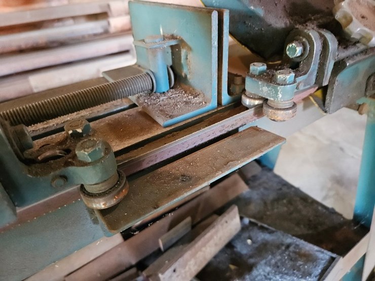#8789-•-bainbridge-712-metal-band-saw-image-11