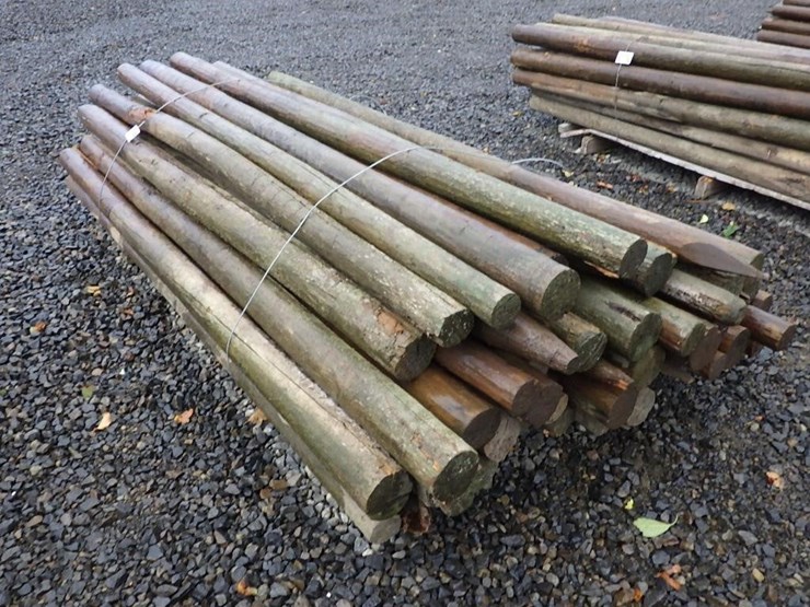 round-wooden-fence-posts-8'l-image-2