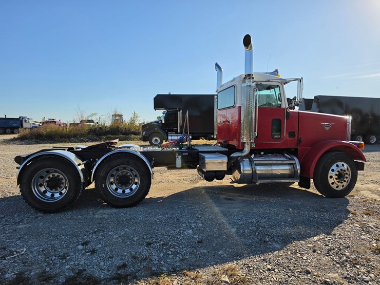 2006-peterbilt-378-image-19