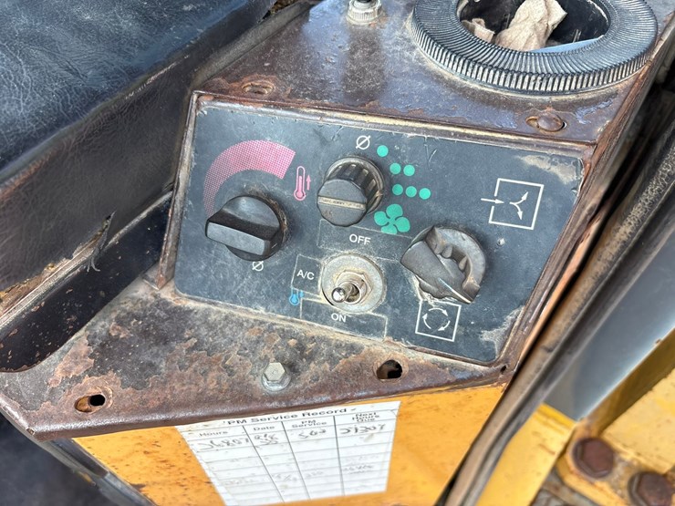 komatsu-wa500-1le-image-90