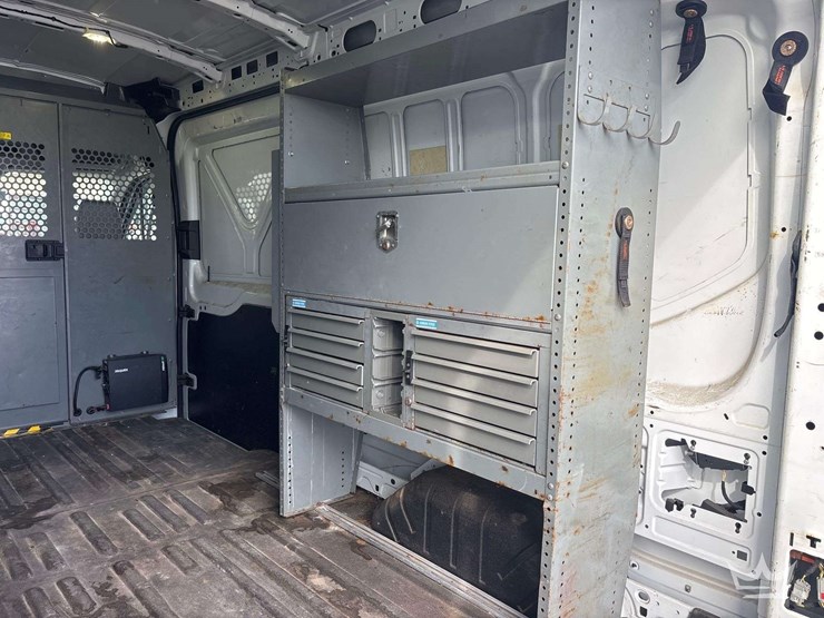 2017-ford-transit-image-19