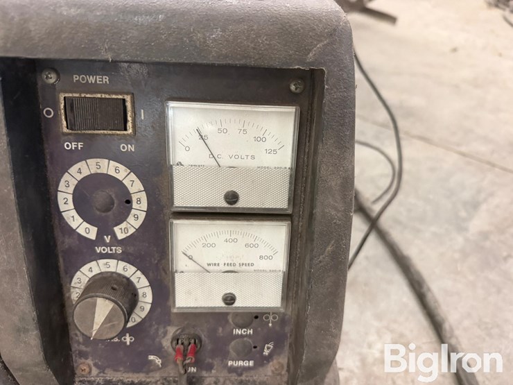 hobart-hefty-cc/cv-suitcase-welder-image-9