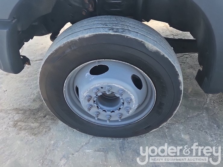 2012-ford-f450-image-19
