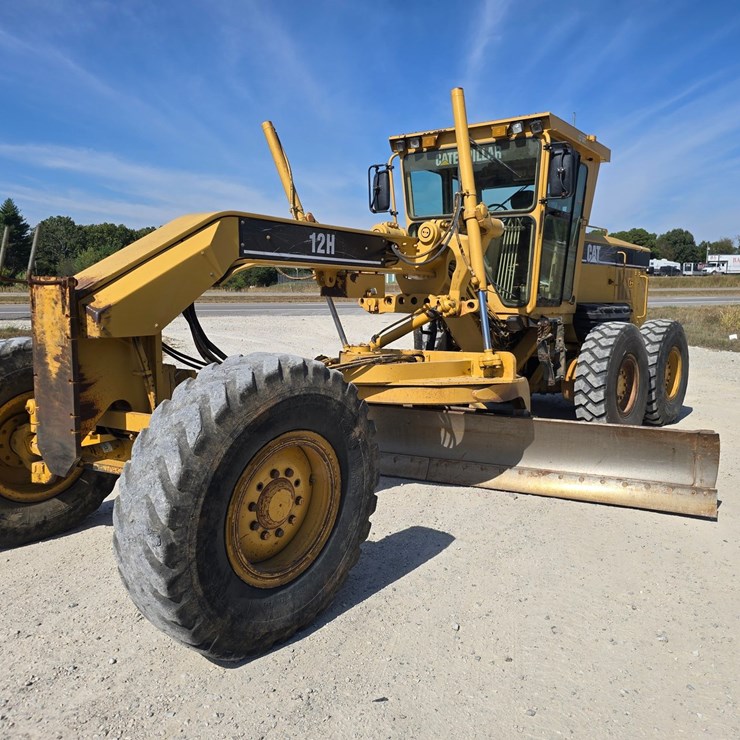 2005 CATERPILLAR 12H