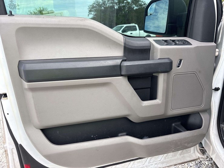 2018-ford-f150-image-11