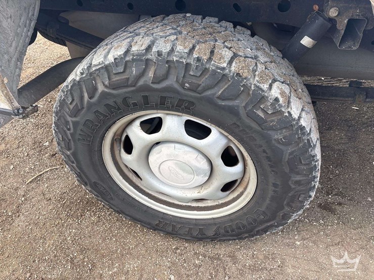 2017-ford-f150-image-28