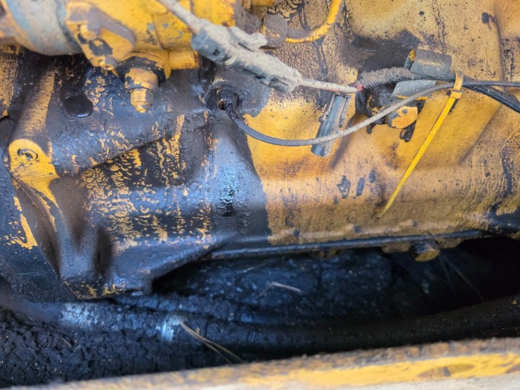 deere-555g-image-27