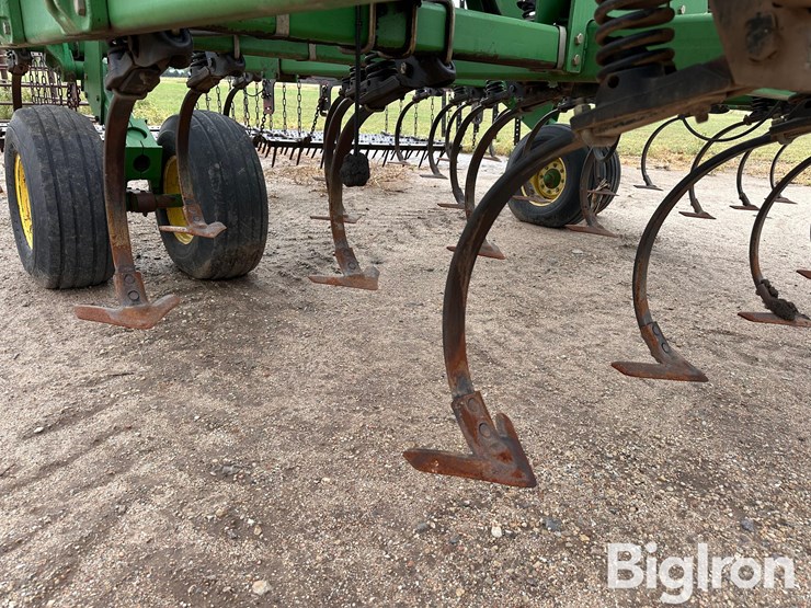 john-deere-2200-image-13