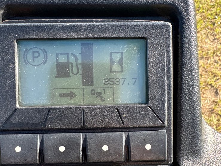 john-deere-2750-image-8