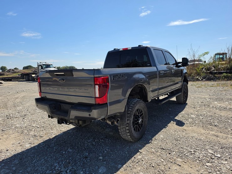 2022-ford-f250-image-14