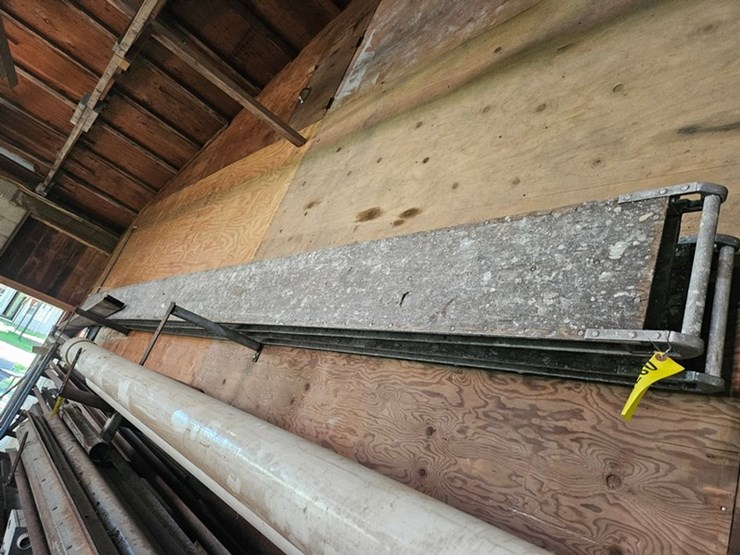 #8782-•-2---scafolding-planks-image-3