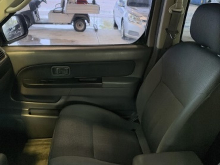2004-nissan-frontier-image-30