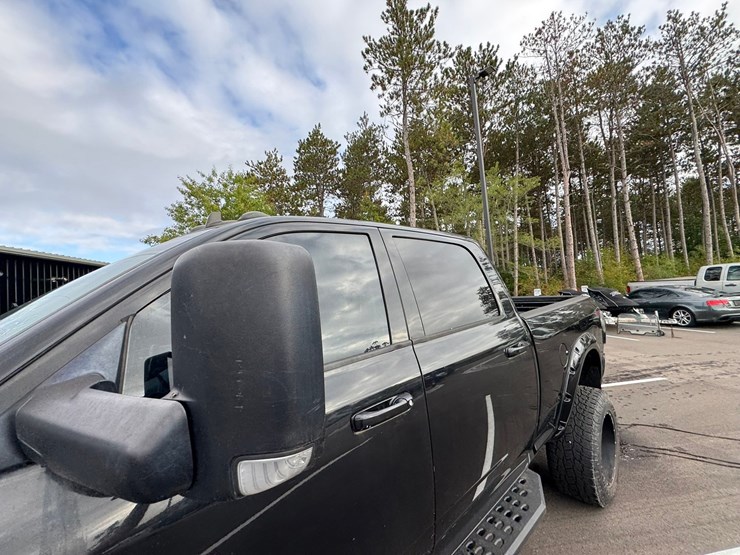 2013-dodge-2500-image-12