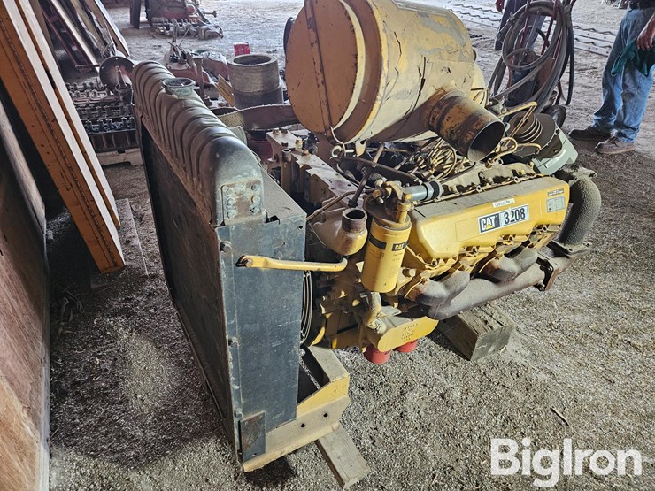 caterpillar-3208-image-1