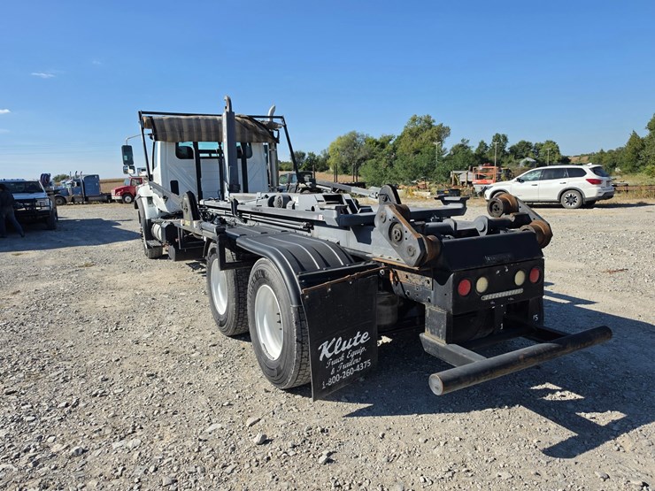 #25286-•-2021-international-hv607-truck-image-13