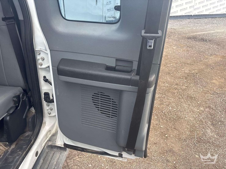 2012-ford-f250-image-17