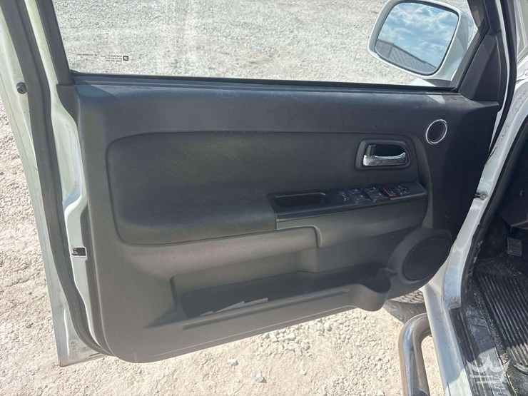 2010-chevrolet-colorado-image-13
