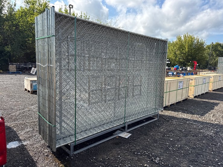 #6025-•-qty-(20)-10'-chainlink-construction-fence-panels-image-2