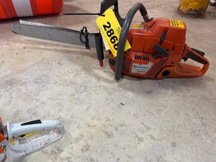 #2868-•-husqvarna-385xp-chainsaw-image-1
