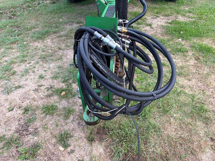 john-deere-1900-image-10