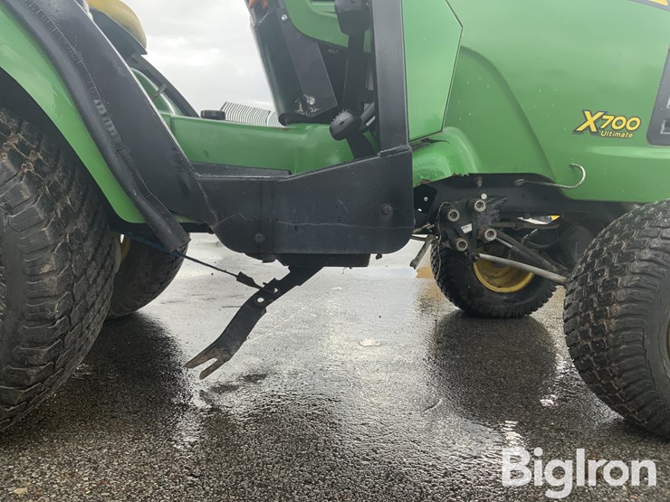 2009-john-deere-x700-image-18