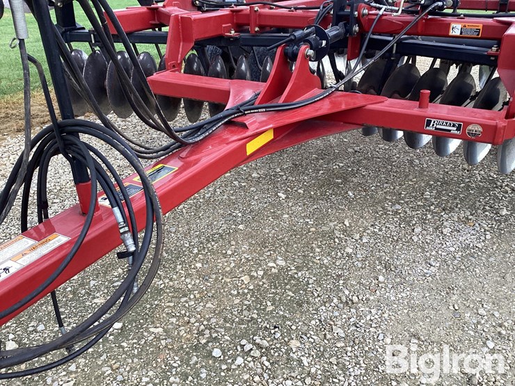 2008-case-ih-340-image-11