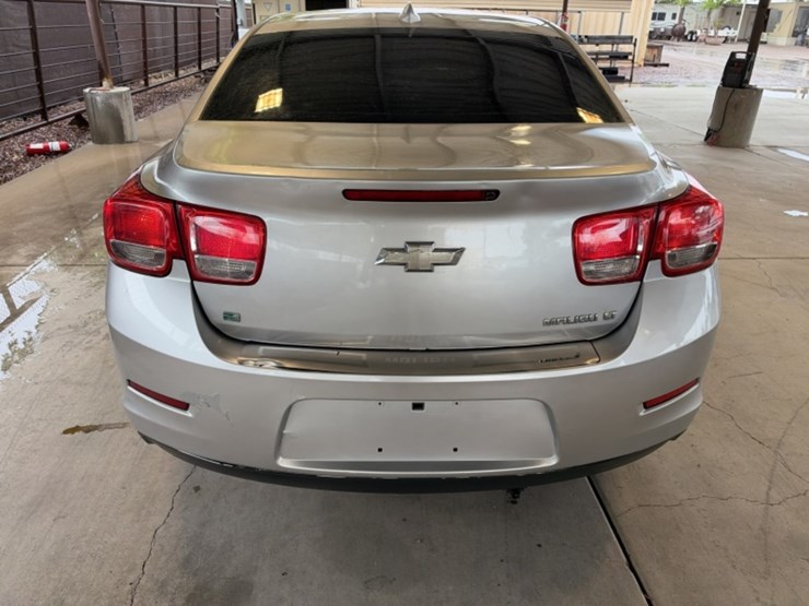 2016-chevrolet-malibu-limited-sdn-image-11